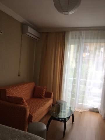 Nina'S Apartment On Gorgasali バトゥーミ エクステリア 写真