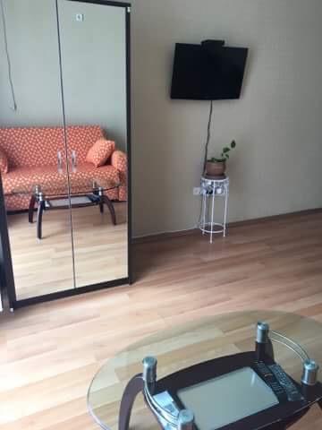 Nina'S Apartment On Gorgasali バトゥーミ エクステリア 写真